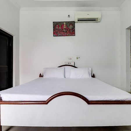 Hotel O Hanuman Bagh Ayodhya Zewnętrze zdjęcie